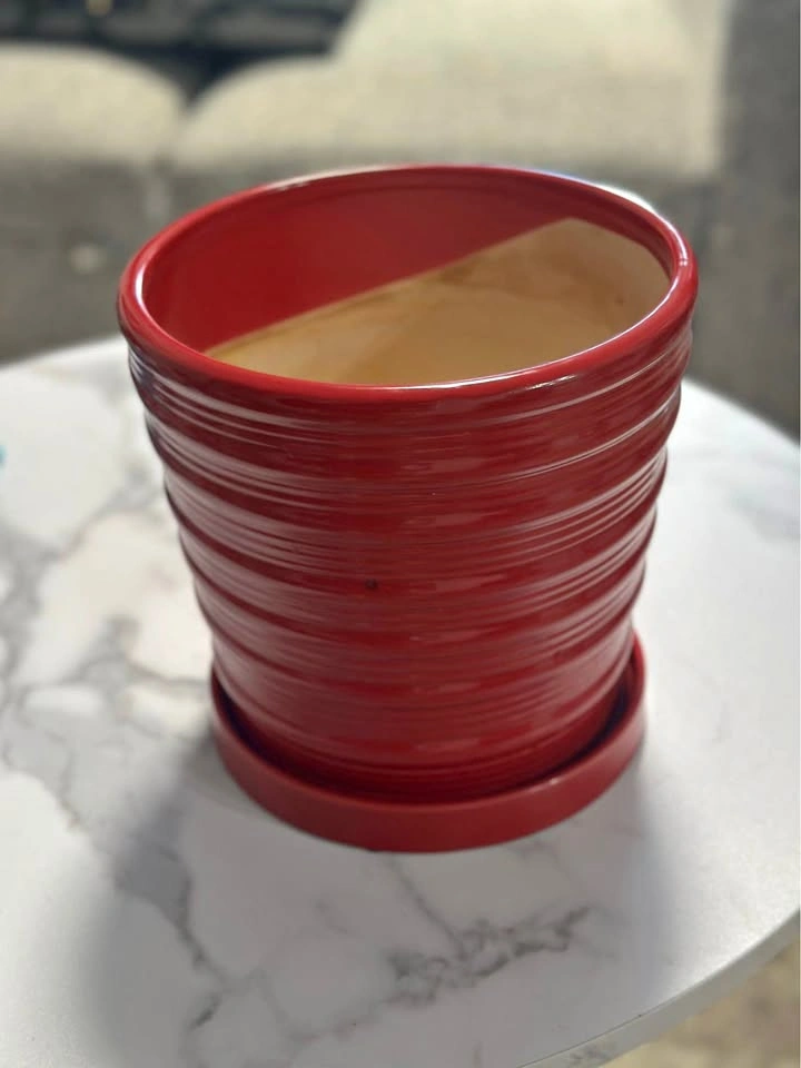 Red ceramic plant pot with saucer 7.5 inch