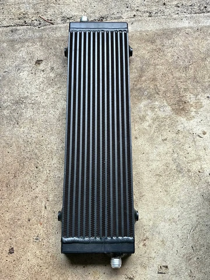 Mishimoto Universal dual pass oil cooler