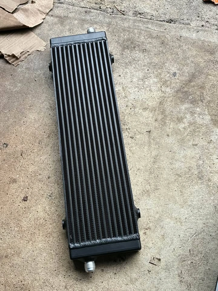 Mishimoto Universal dual pass oil cooler - photo 5