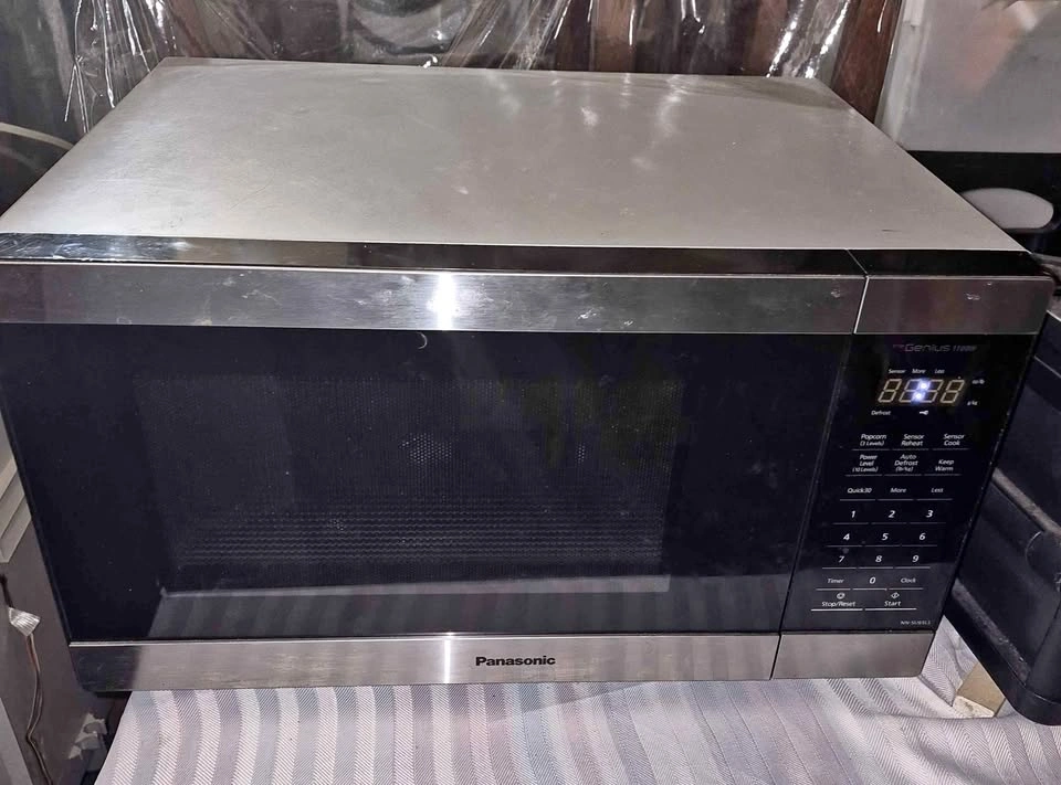 Panasonic NN-SU65LS Microwave