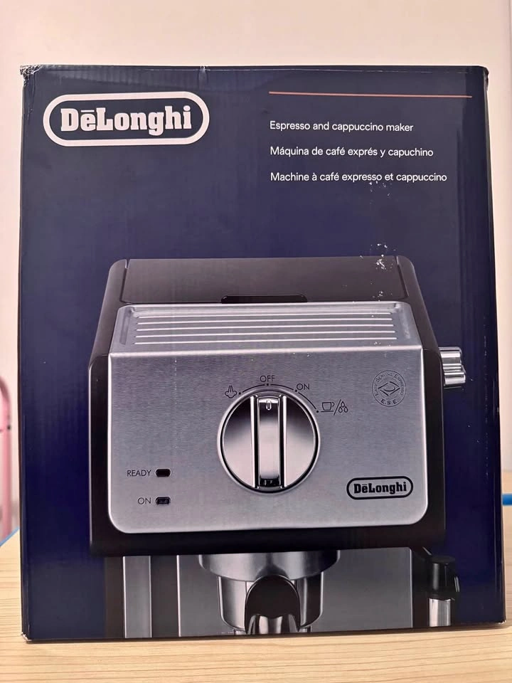 De'Longhi ECP3630 15 Bar Espresso and Cappuccino Machine
