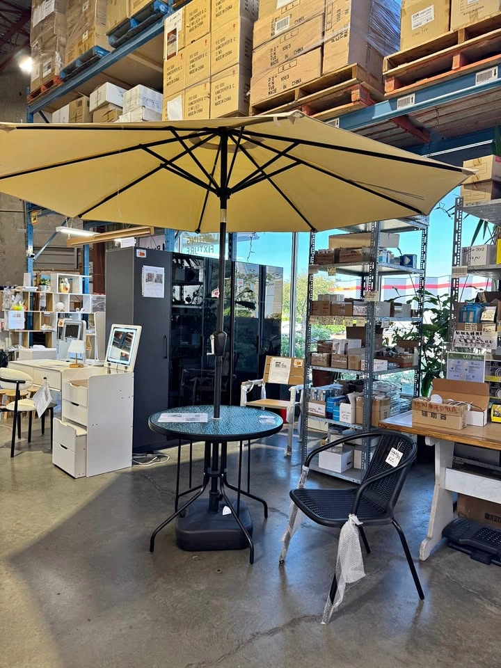 Outdoor Dining Table, Patio Chairs & Umbrella