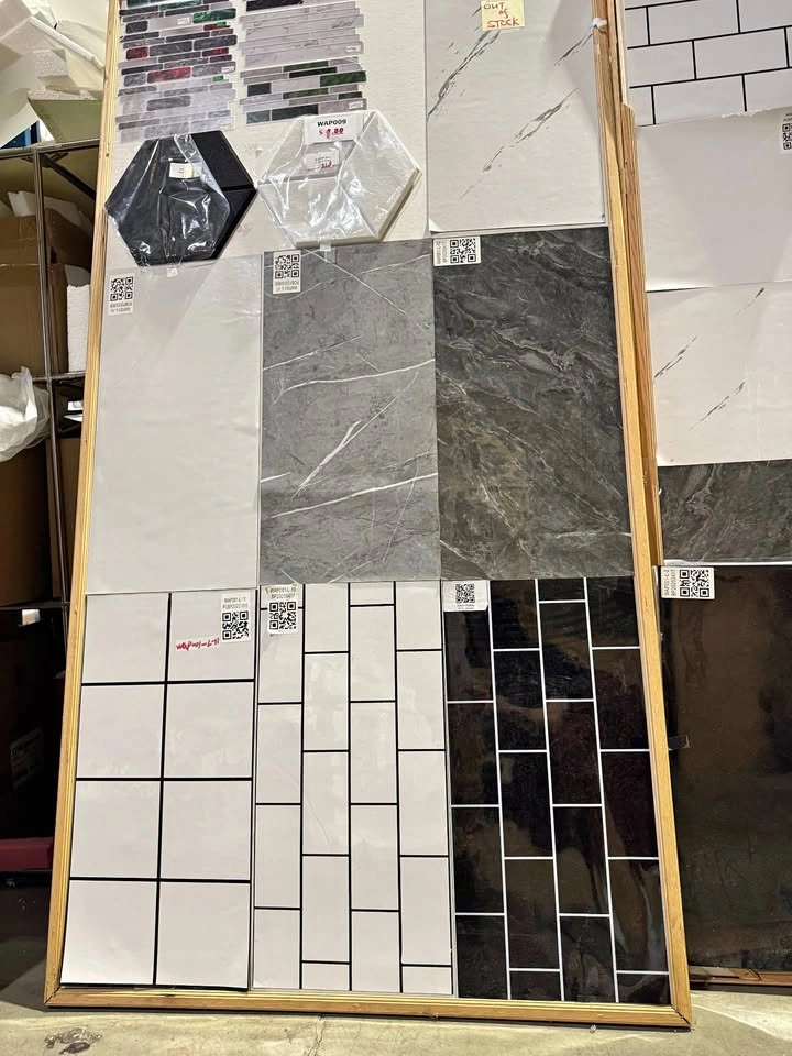 Self-Adhesive PVC Backsplash Tiles - Waterproof Wall Covering