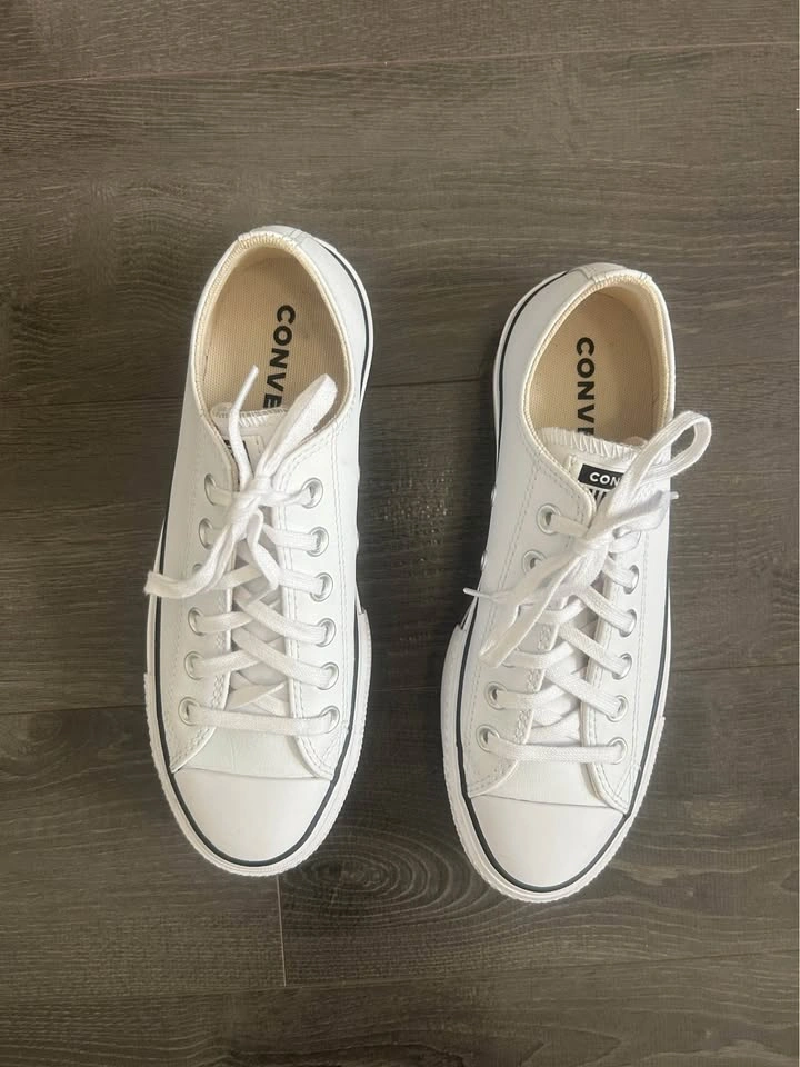 Converse Leather Platform Low Top Sneakers White / Size 7 - photo 2