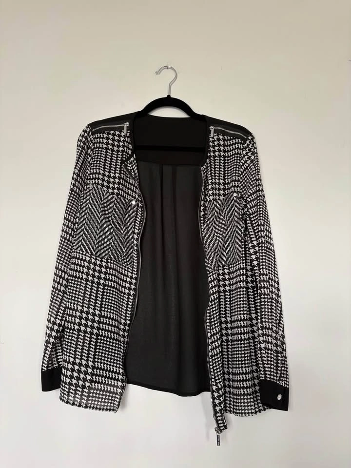 Black & White Houndstooth Zip Front Blouse - photo 4