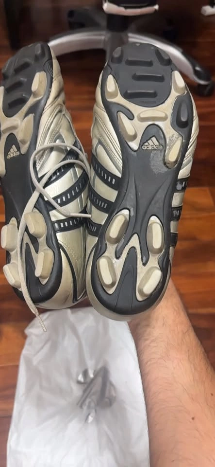 Adidas Soccer Cleats size 9 US - photo 3