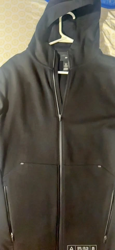 H&M Black Zip Up Hoodie