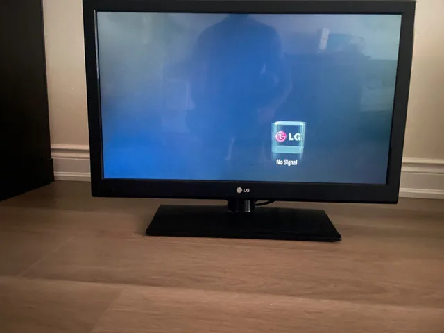 32” LG TV image indicator(2)