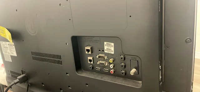 32” LG TV image indicator(4)