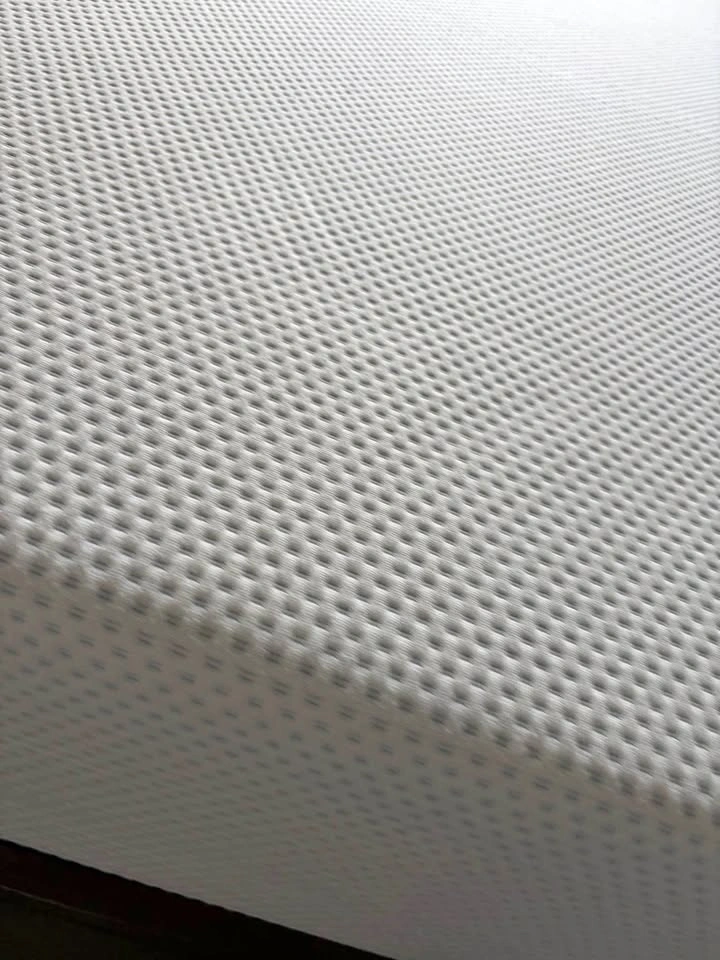 Zinus king mattress- 10 inch (Like new)