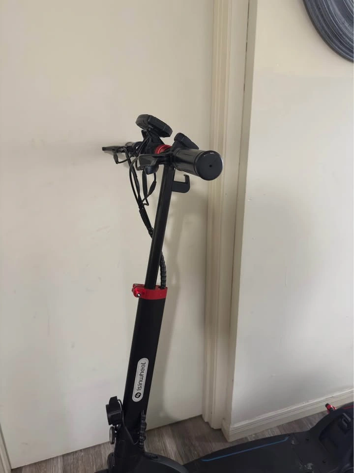 Isinwheel GT2 1000w electric scooter - photo 2
