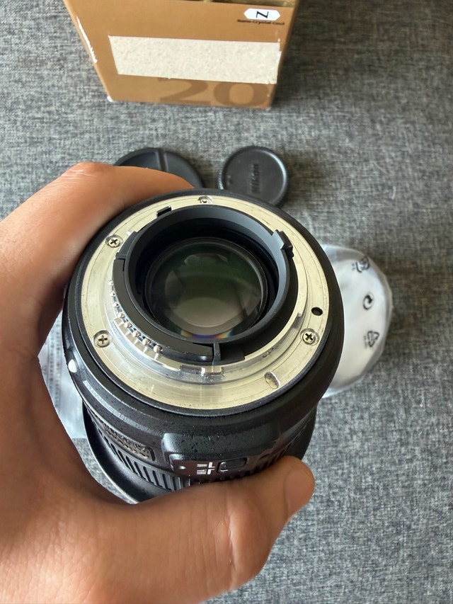 Nikon AF-S NIKKOR 20mm f/1.8G ED Lens - photo 5