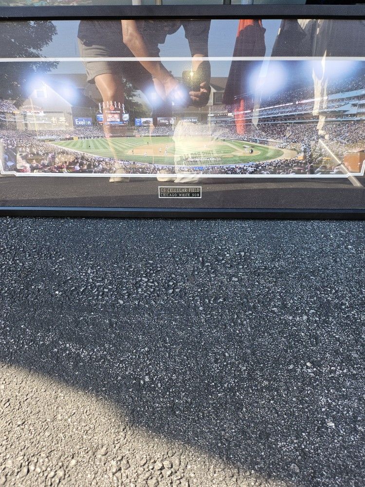 US CELLULAR FIELD PROFESSIONALLY FRAMED PICTURE - photo 3