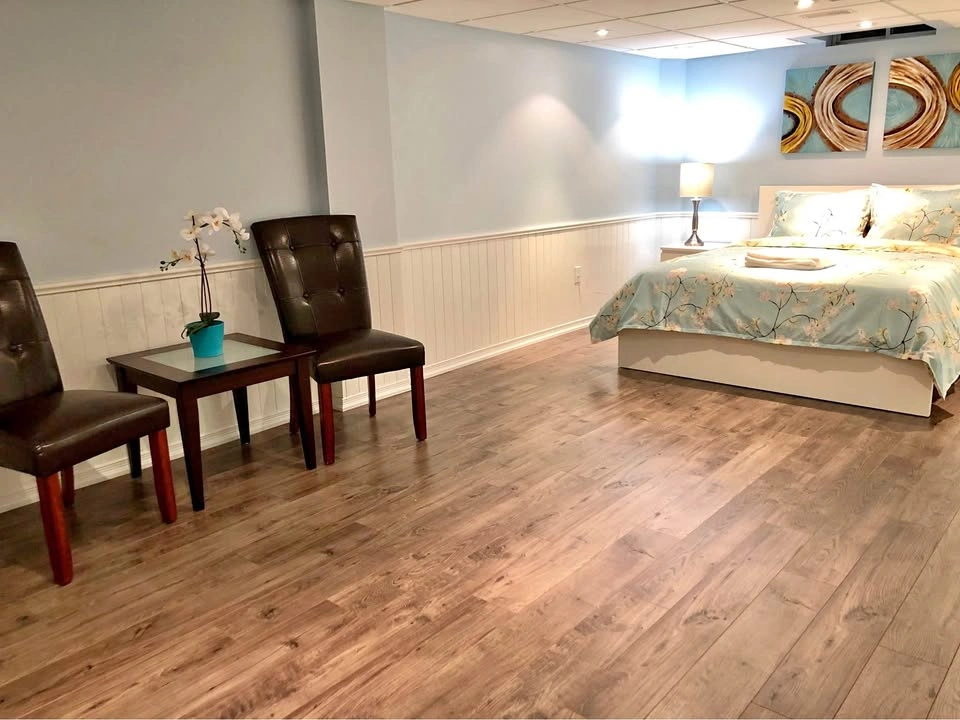 Private room for rent
