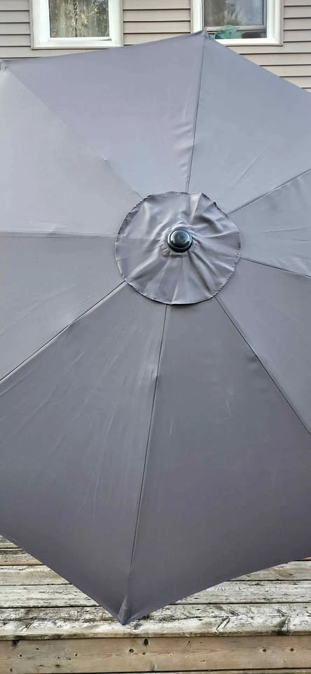 9ft Patio Umbrella with Valance NEW