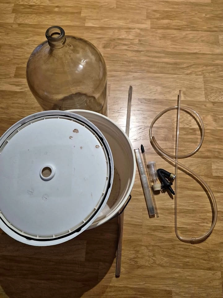 Home wine brew kit