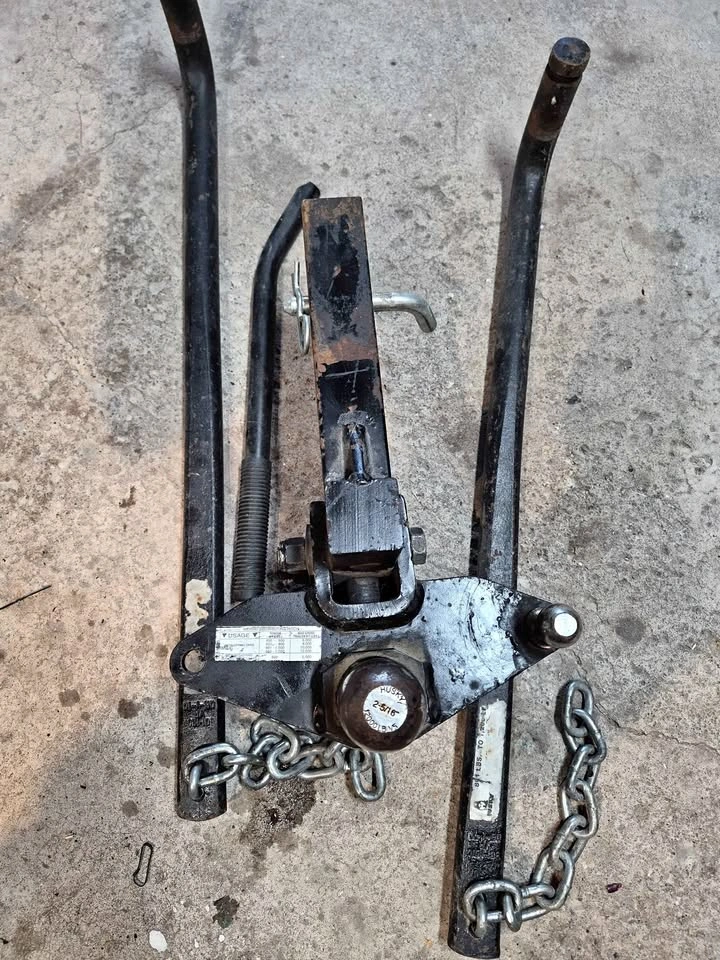 Husky weight distribution trailer hitch