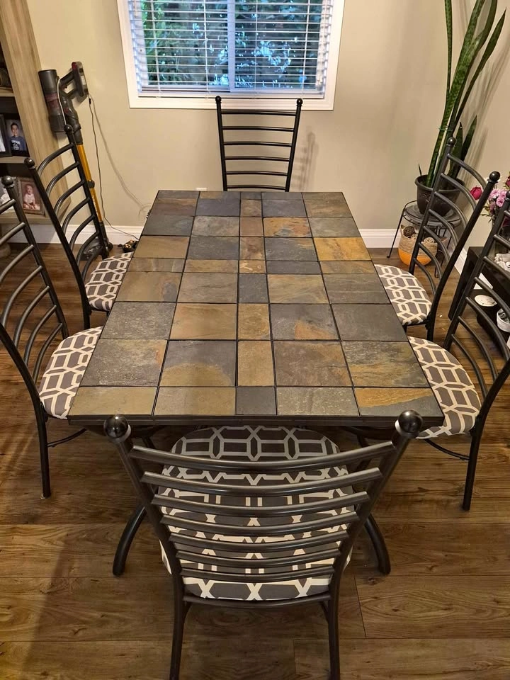 Unique 6 seater dining table