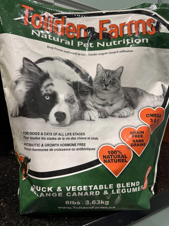 Tollden Farms Natural Pet Nutrition Duck & Vegetable Blend 8 lbs - photo 3