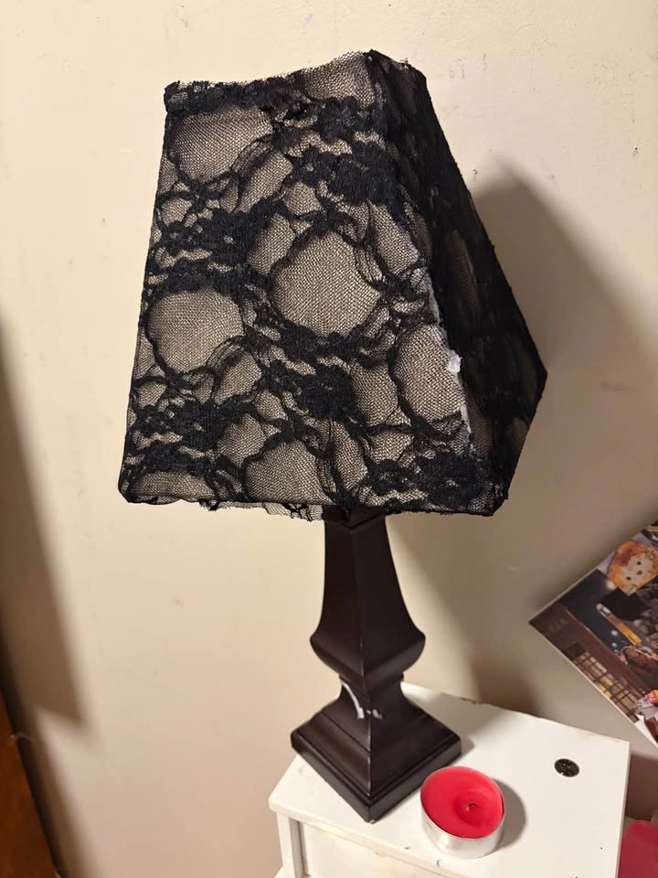 Dark Wood Base Table Lamp with Black Lace Shade - photo 3