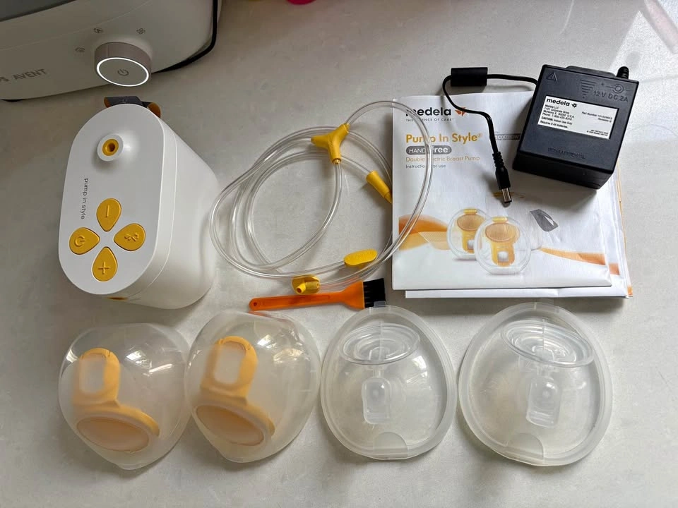 Baby feeding pump