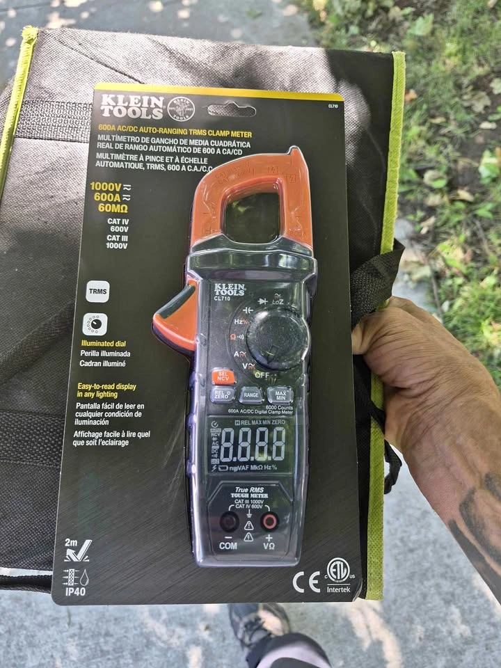 Klein Tools CL710 600A AC/DC TRMS Clamp Meter BNIB