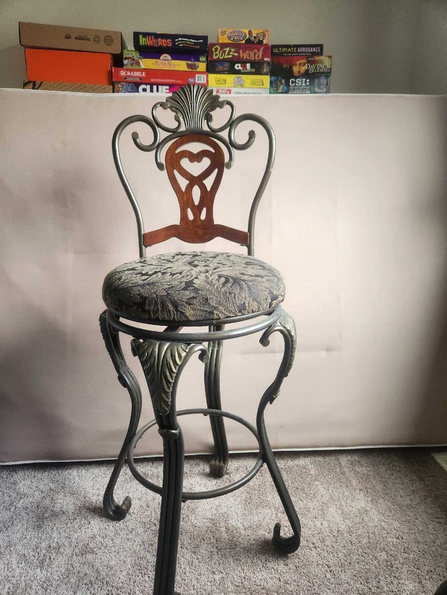 Metal Bar Stools - photo 2