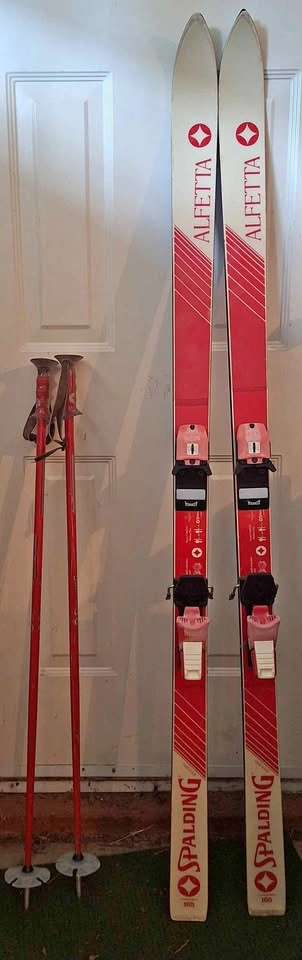 SPALDING ALFETTA SKIS