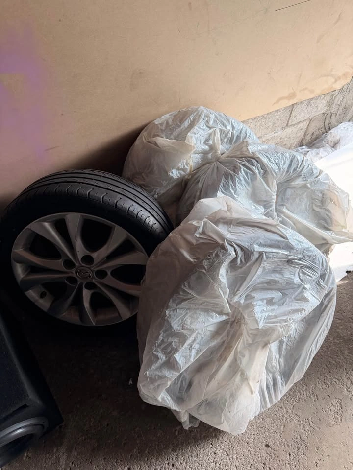 Mazda OEM Wheels and Tires - photo 2