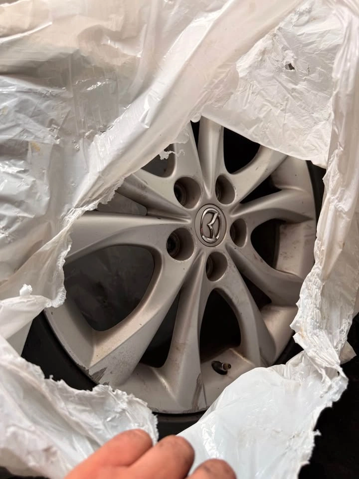 Mazda OEM Wheels and Tires - photo 3