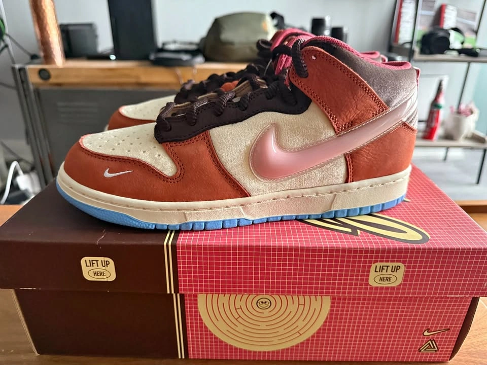 Nike Dunk Mid Social Status Free Lunch Chocolate Milk Size 9