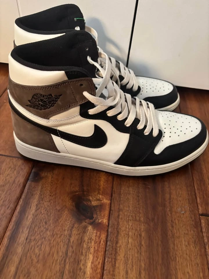 Jordan 1 Retro High OG 'Dark Mocha' - photo 2