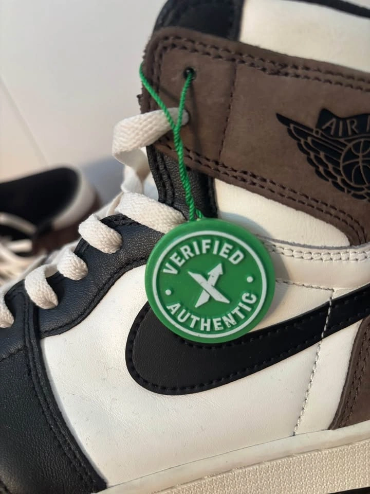 Jordan 1 Retro High OG 'Dark Mocha' - photo 3