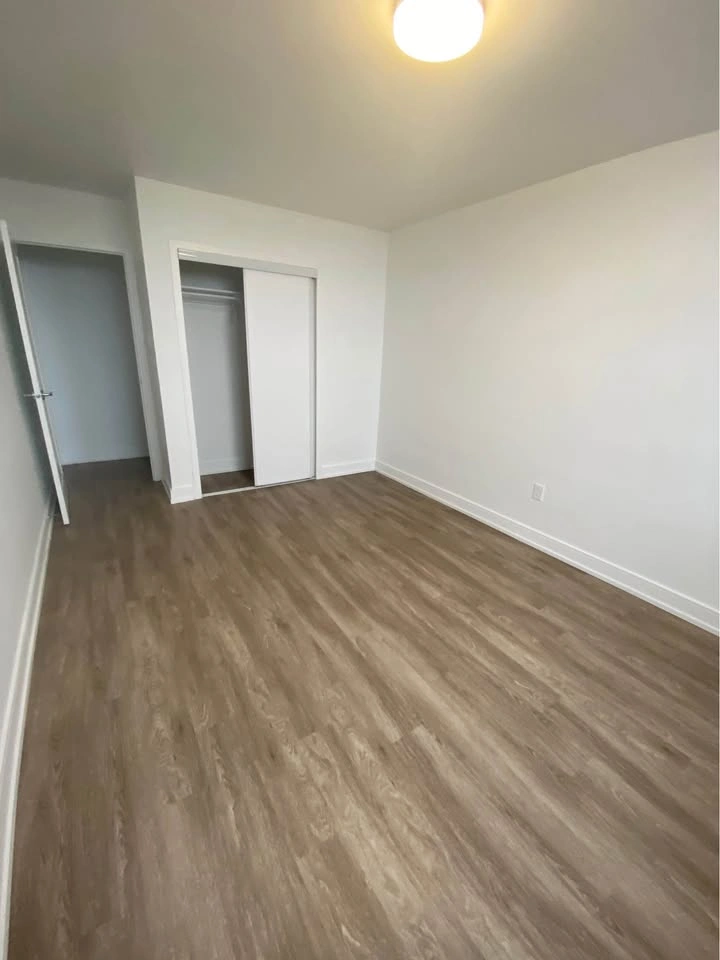 Private room for rent