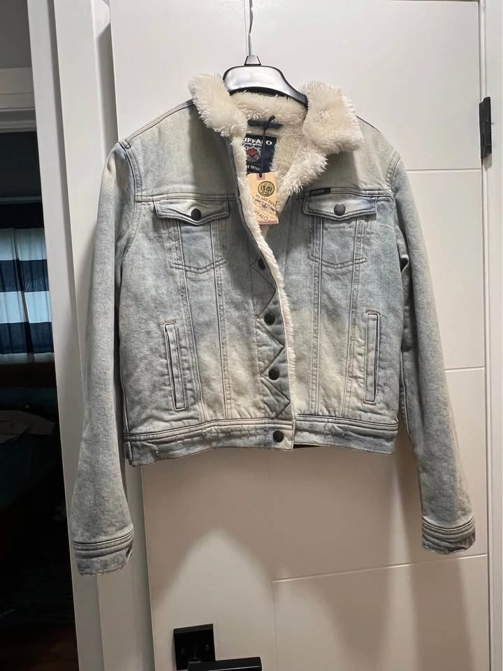 Buffalo brand new jean jacket size small - photo 2