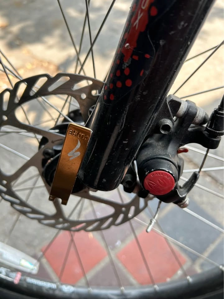 Specialized Mountain Bike Shimano 8-speed - photo 5