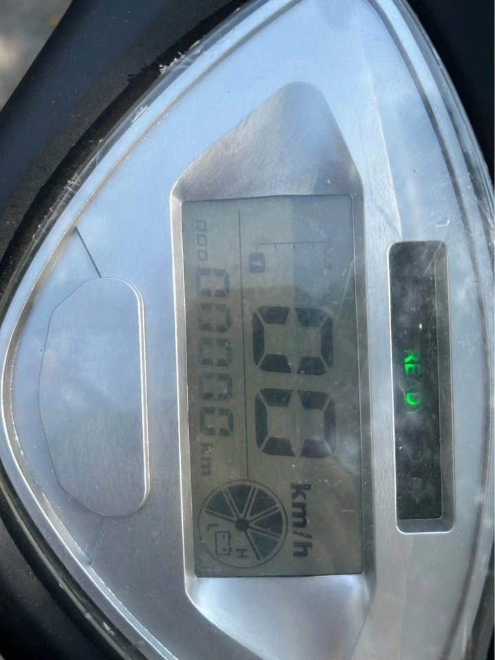 Brand new 3-Wheel Electric Scooter - photo 3