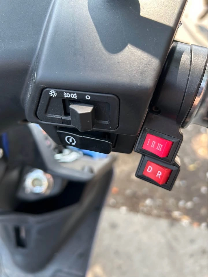 Brand new 3-Wheel Electric Scooter - photo 4