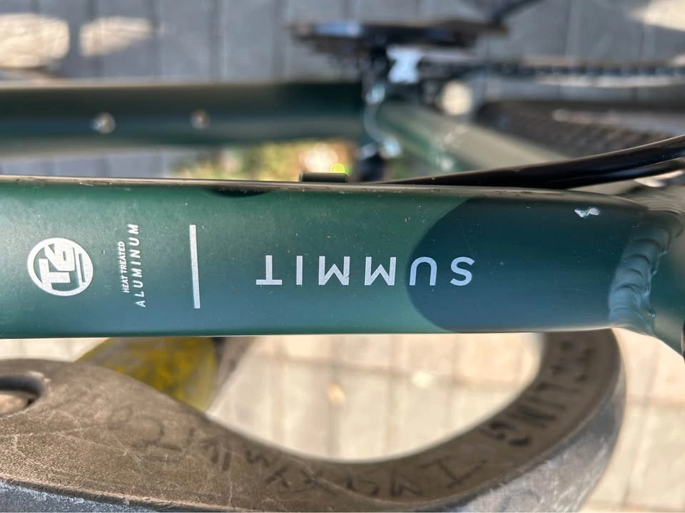 Raleigh Hybrid Bike 18” - photo 5