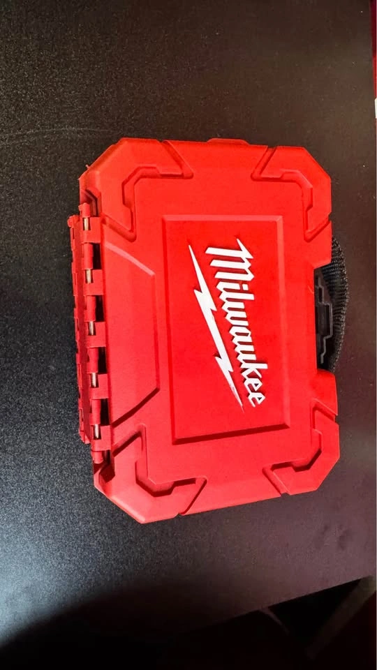 Milwaukee 11-Piece Bi-Metal Hole Saw Kit - photo 2