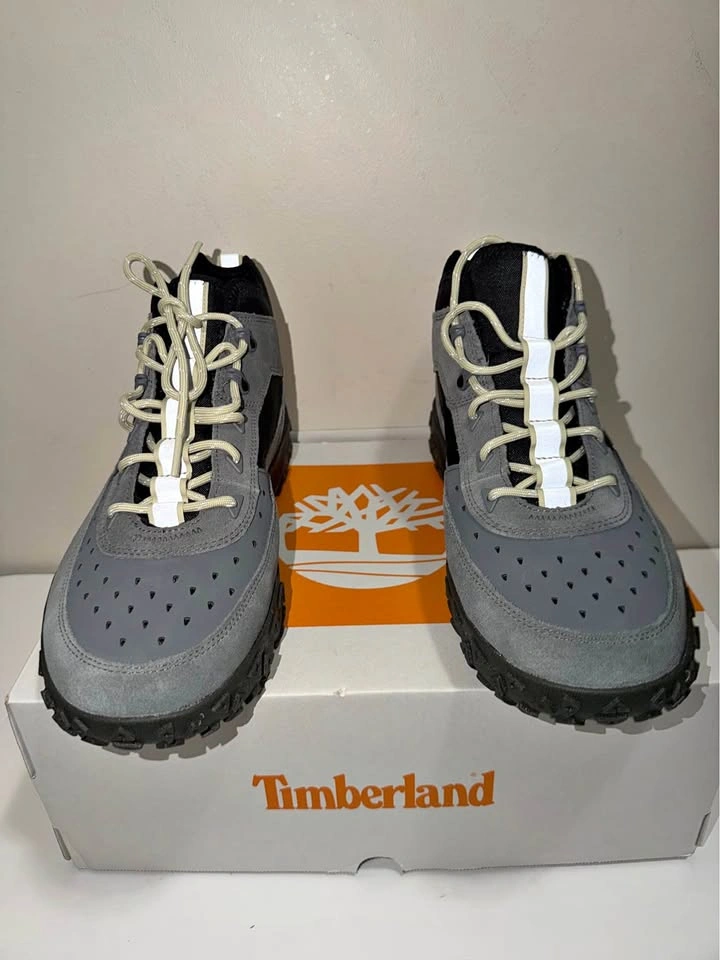 New Timberland Men Hiker Boots. Size 13 US. Firm price.
