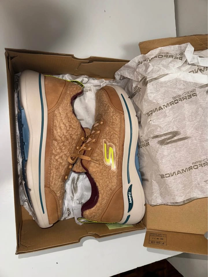 Men Skechers Running Shoes Size 9.5 US - photo 5