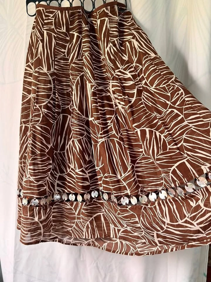 Josephine Chaus Vintage Brown And White Midi Skirt Size Small