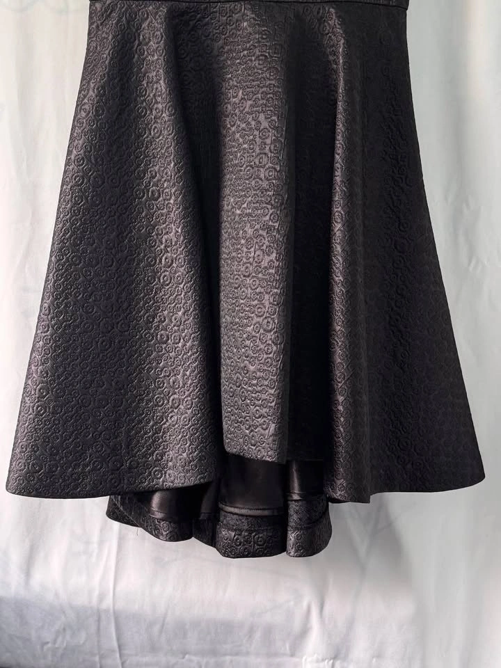 Elle Black Jacquard Sleeveless Deep V-Neck High-Low Dress S - photo 5