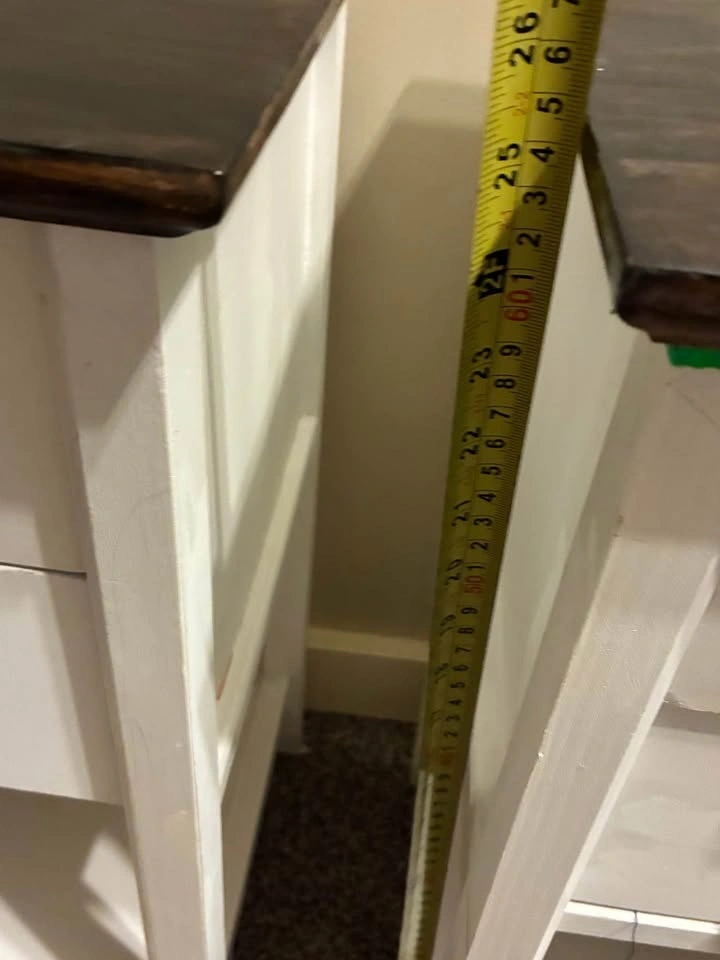 Set of 2 End Tables with 2 Drawers Each - photo 5
