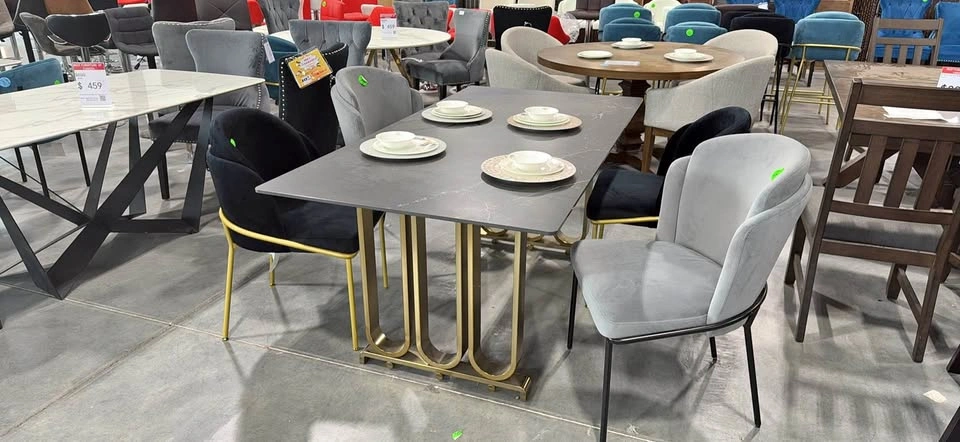 Luxury Marble Dining / Kitchen Table and Chairs