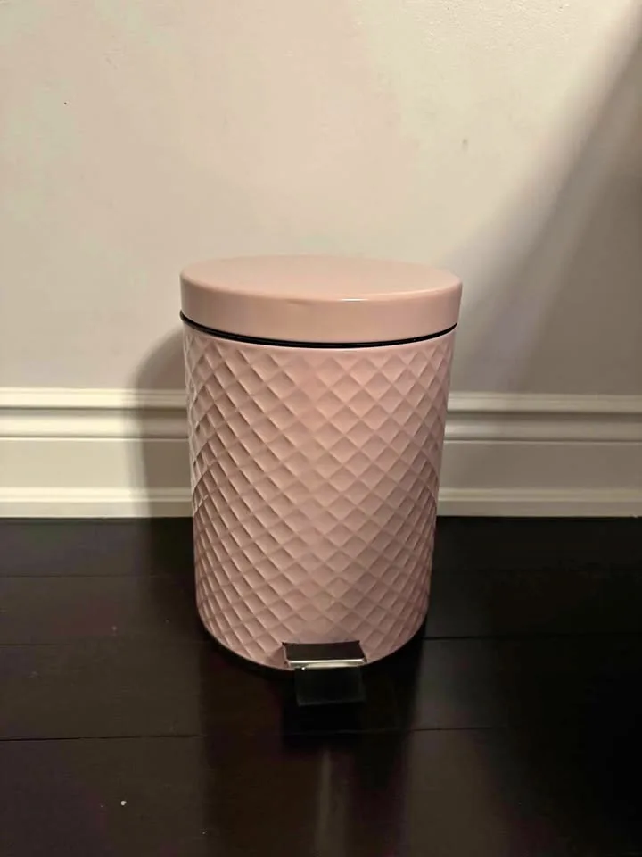 Garbage Bin thumbnail