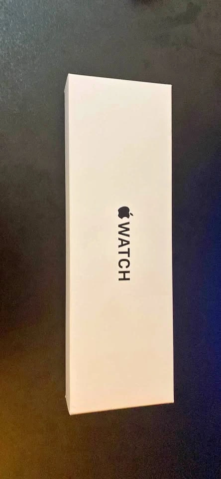 Apple watch SE Gen 2 Midnight colour 44mm