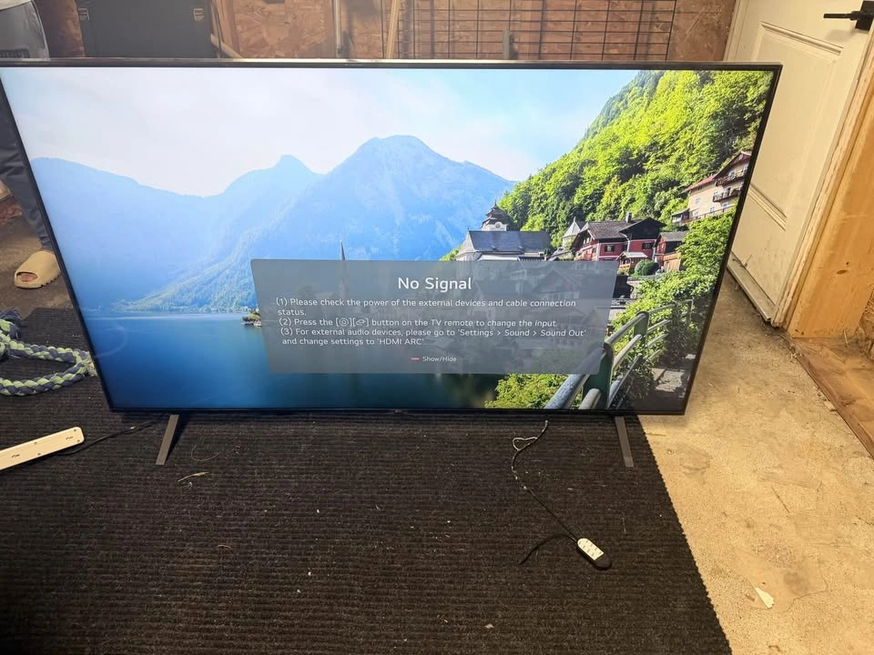 LG Smart TV 65 inch - photo 3