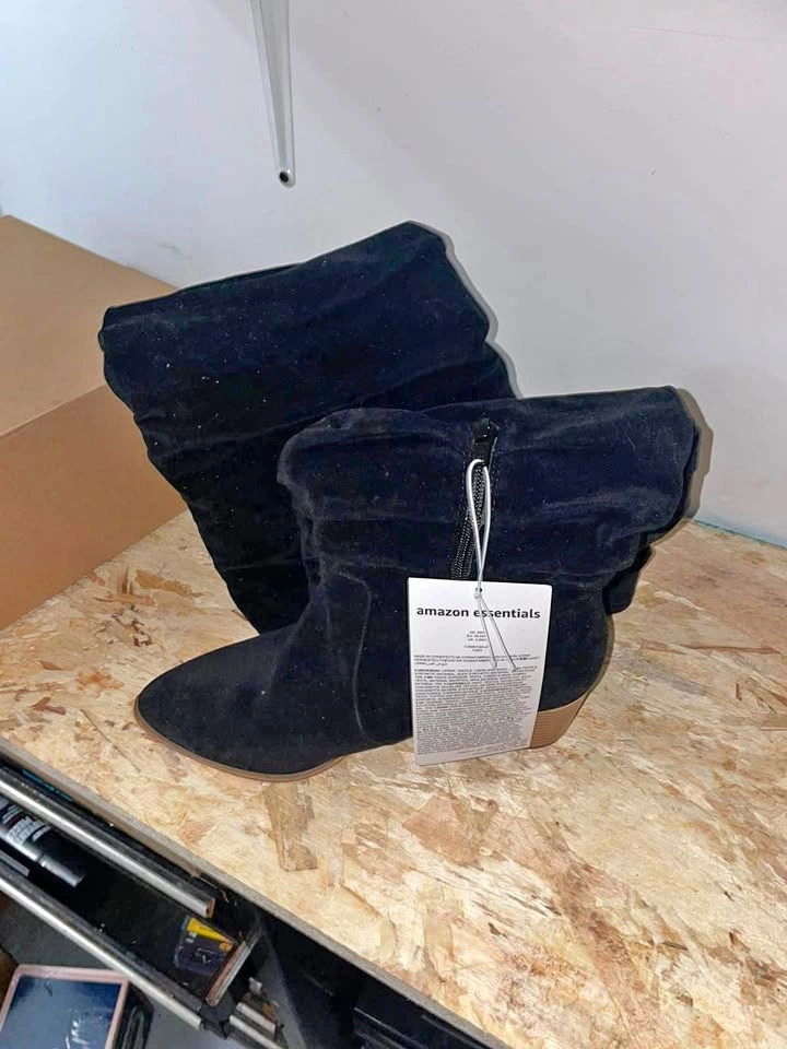 Amazon Essentials Women's Slouch Boots
